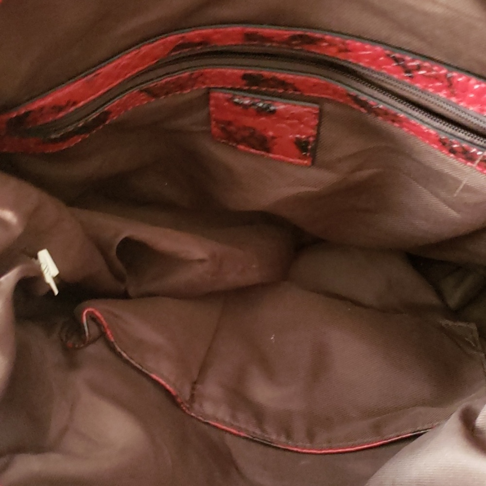 Purse - Picture 3 of 4